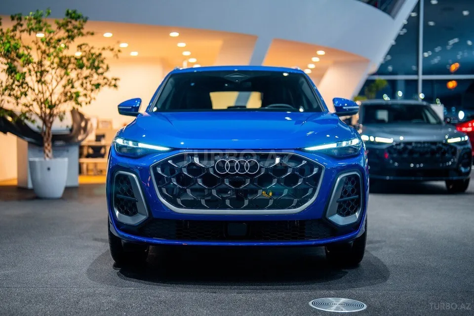 Audi Q5 — foto 2/4