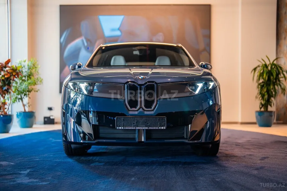 BMW iX3 — foto 3/4