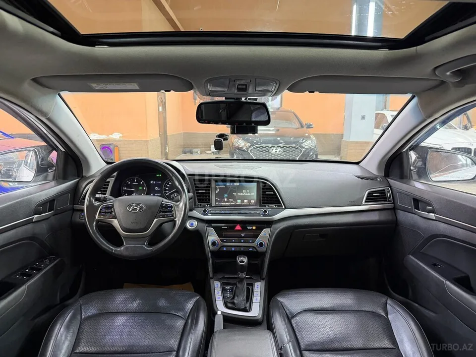 Hyundai Avante — foto 4/4
