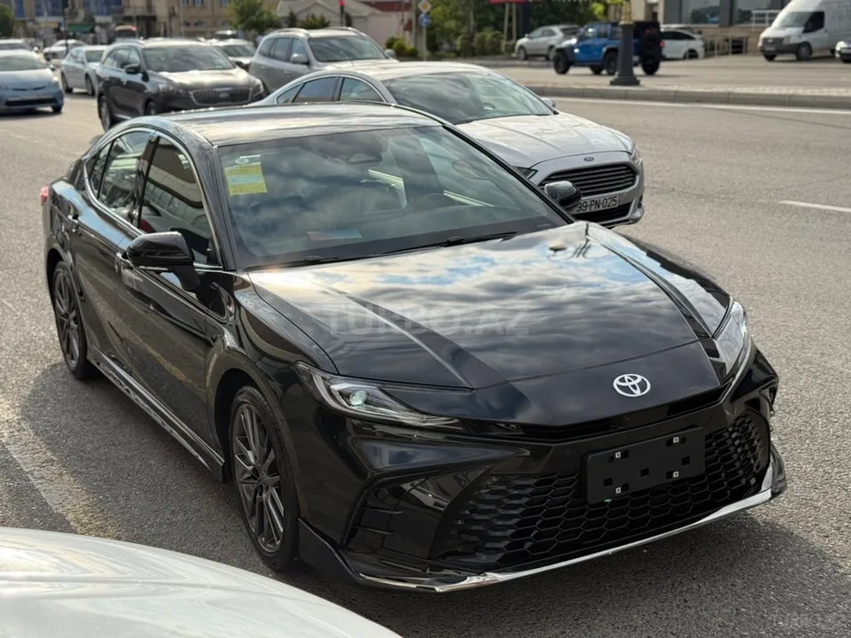 Toyota Camry — foto 3/4