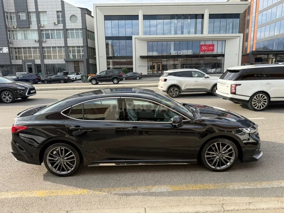 Toyota Camry — foto 4/4
