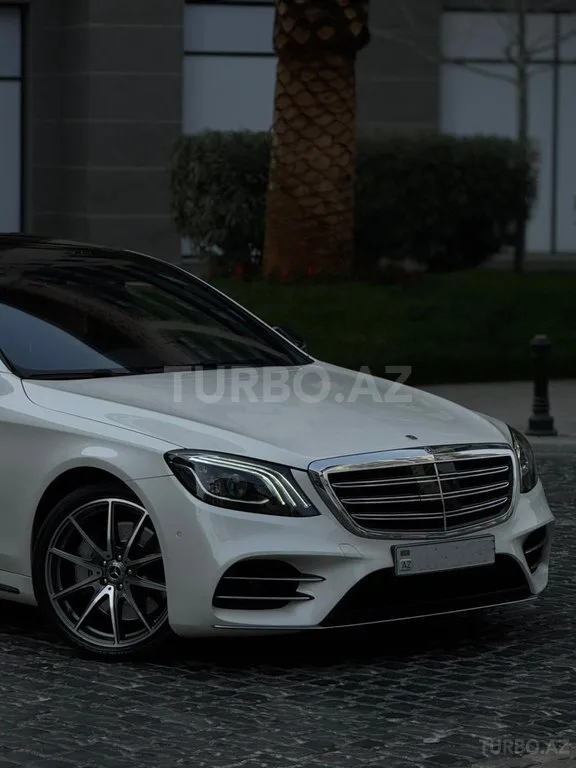 Mercedes S 560 4MATIC — foto 2/4
