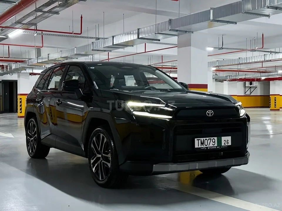 Toyota RAV4 — foto 1/4