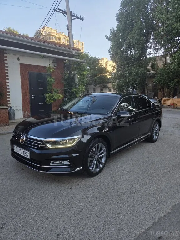 Volkswagen Passat — foto 2/4