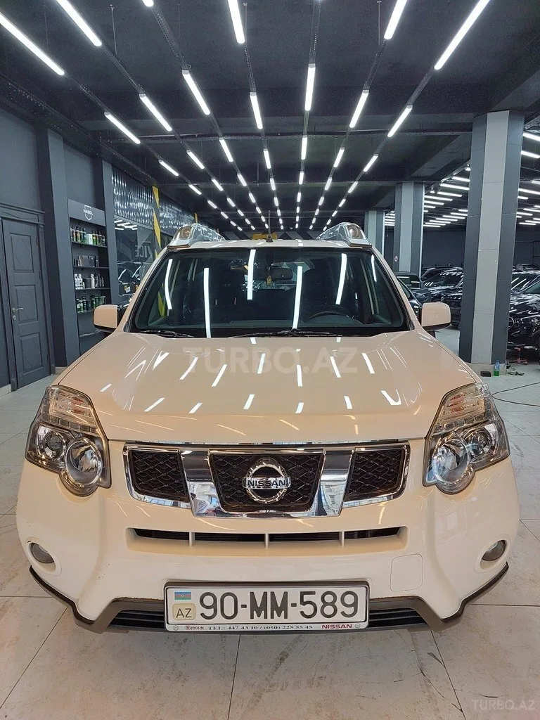 Nissan X-Trail — foto 1/4