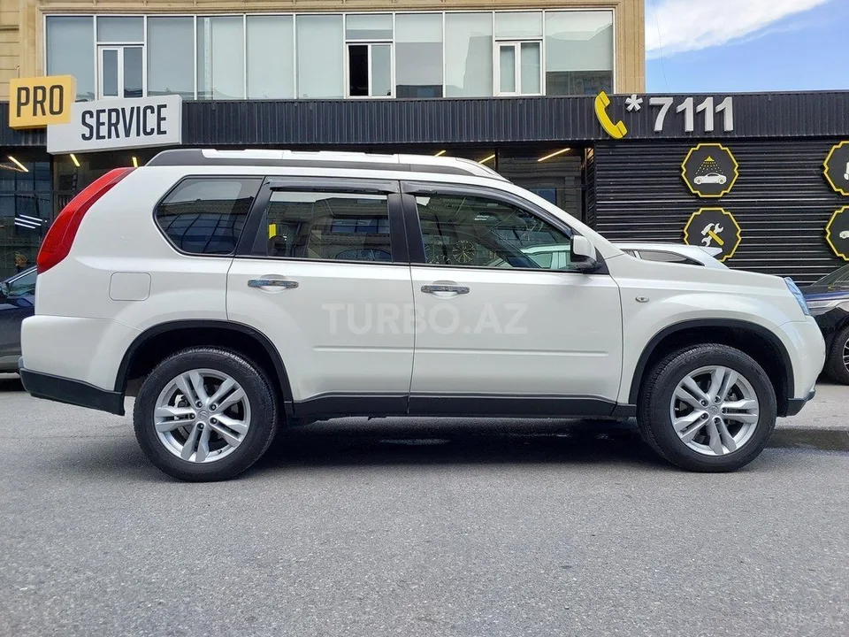 Nissan X-Trail — foto 3/4