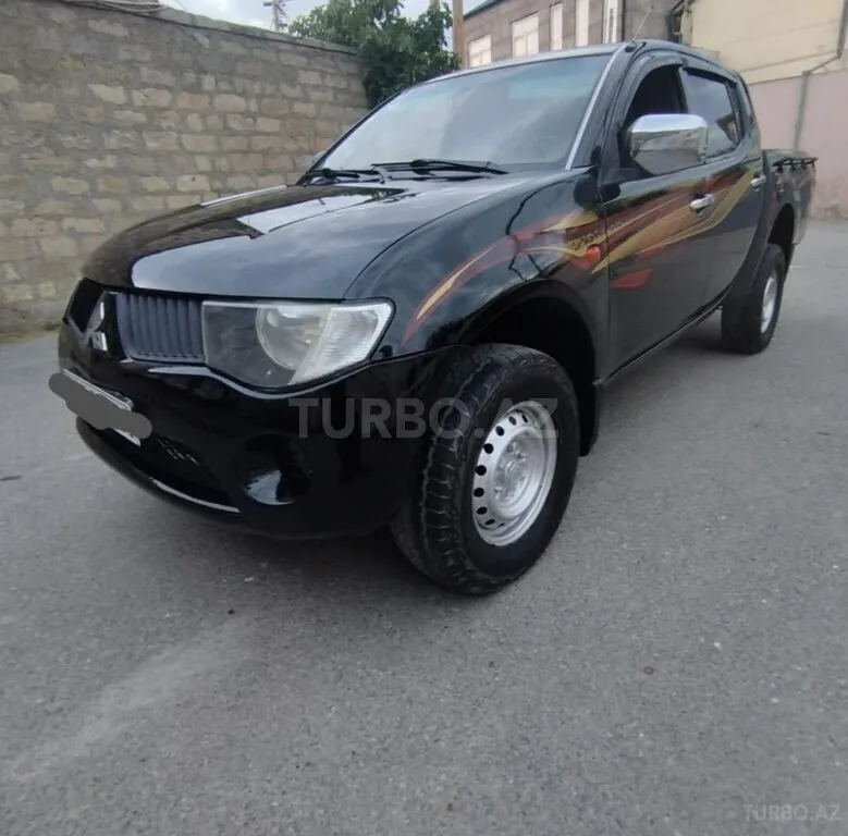 Mitsubishi L200 — foto 4/4
