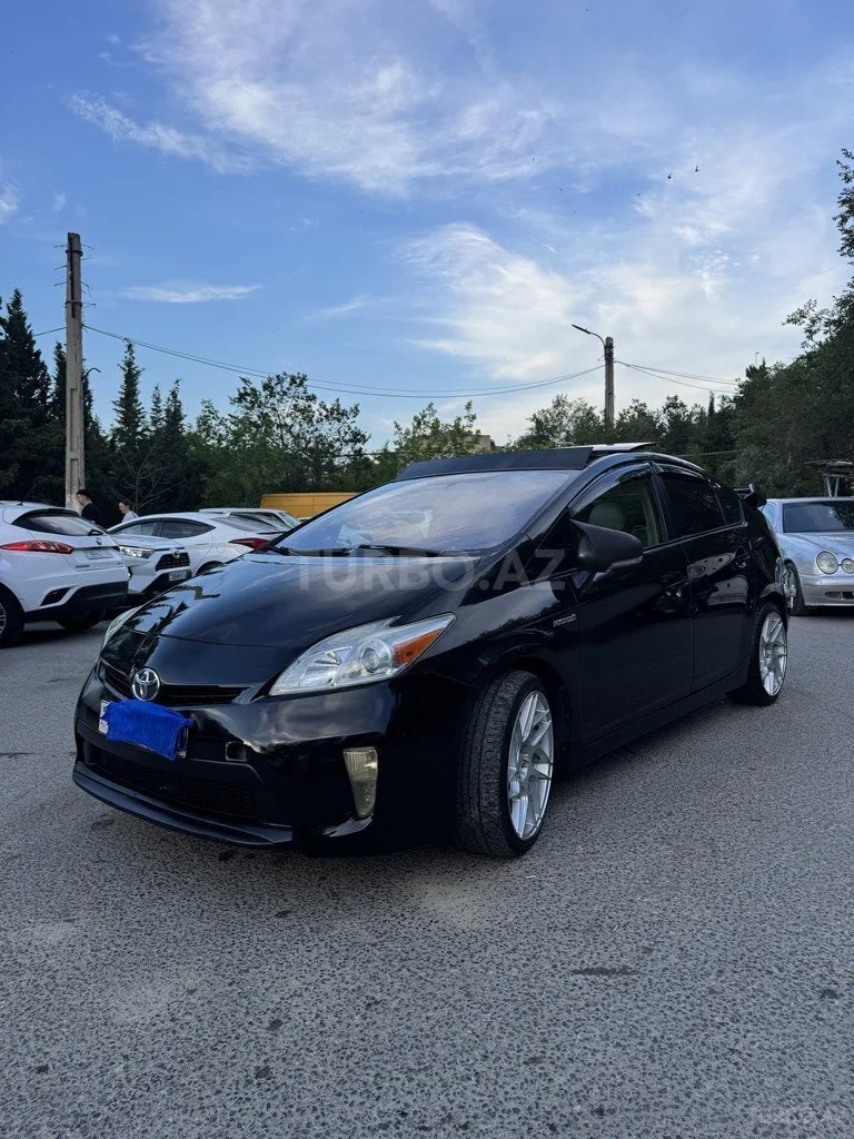 Toyota Prius — foto 2/4