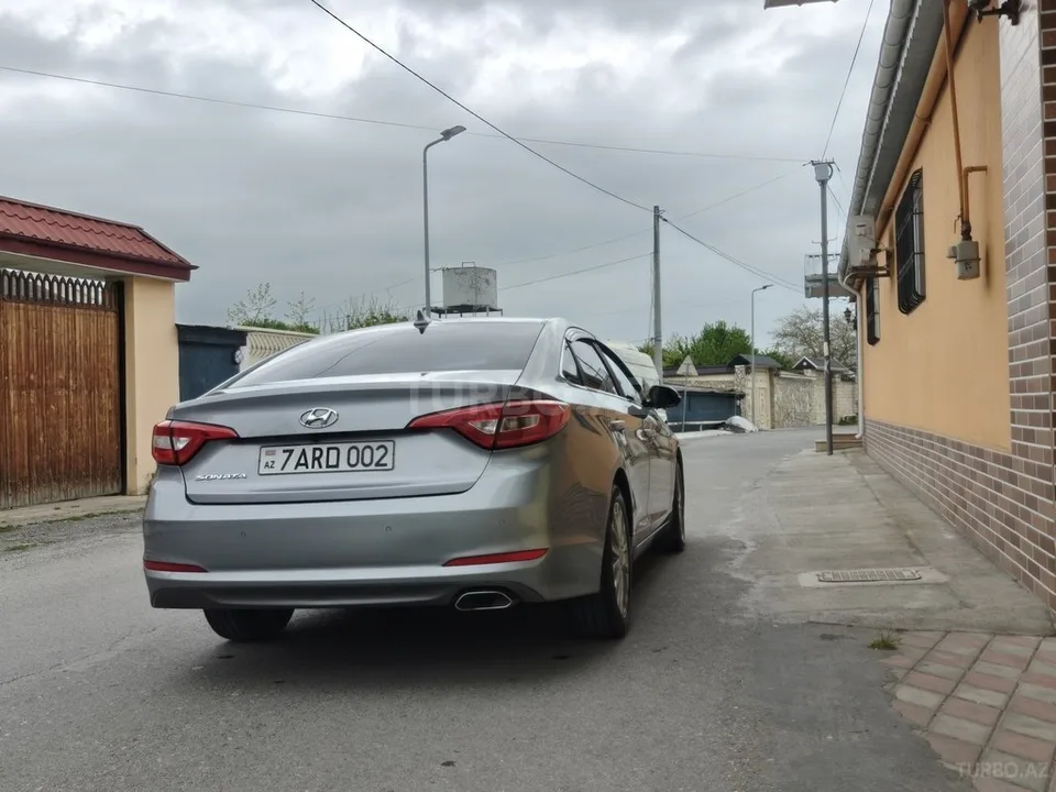 Hyundai Sonata — foto 4/4