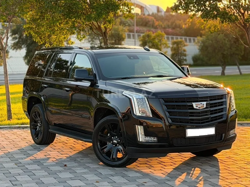 Cadillac Escalade — foto 4/4