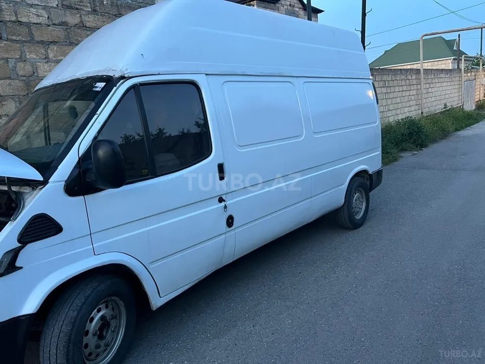 Ford Transit — foto 2/4