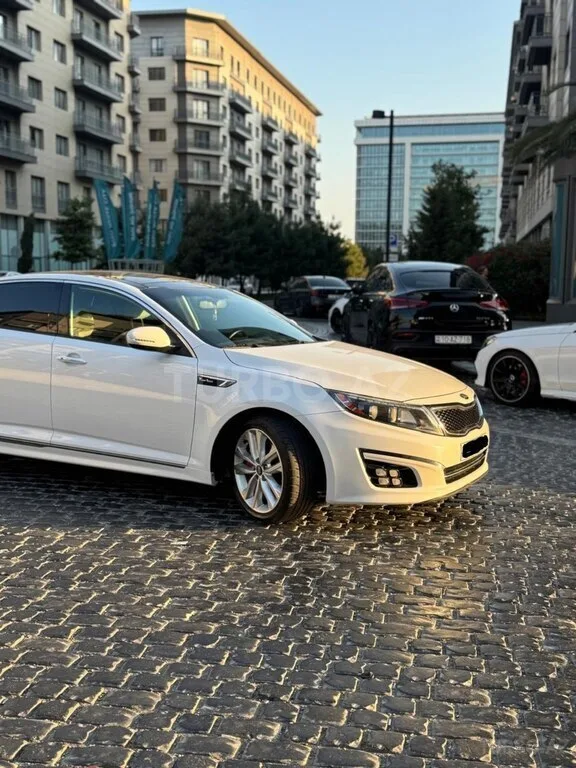 Kia Optima — foto 3/4