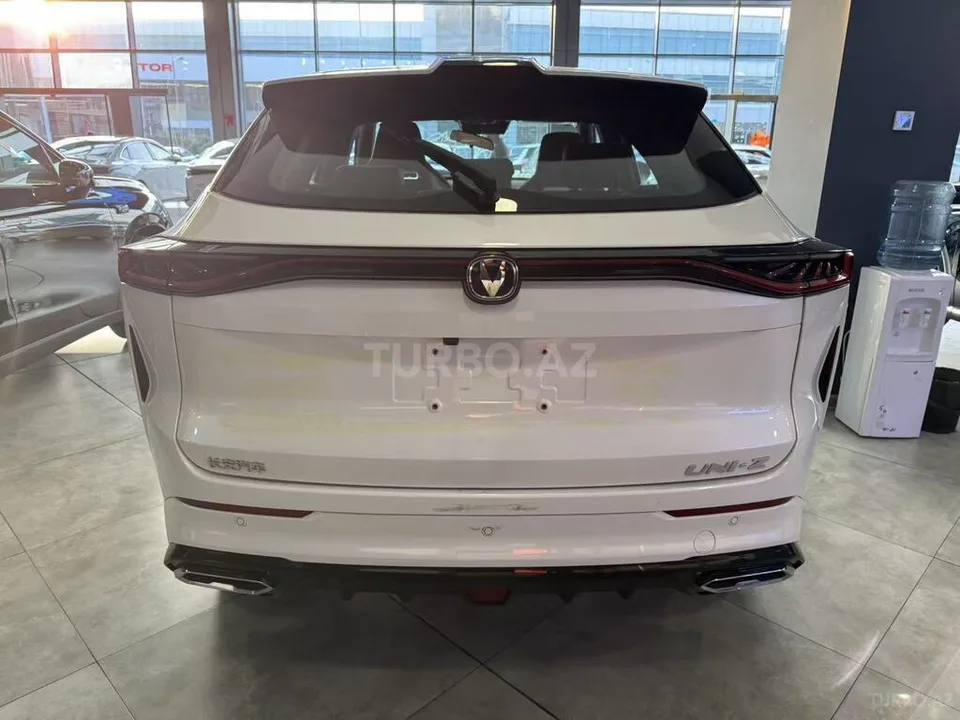 Changan Uni-Z — foto 4/4