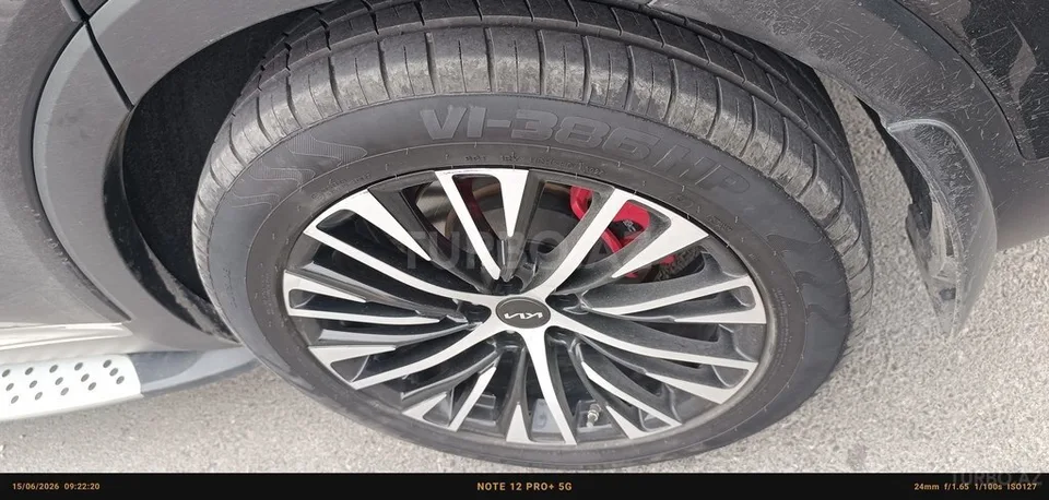 Kia Sorento — foto 4/4