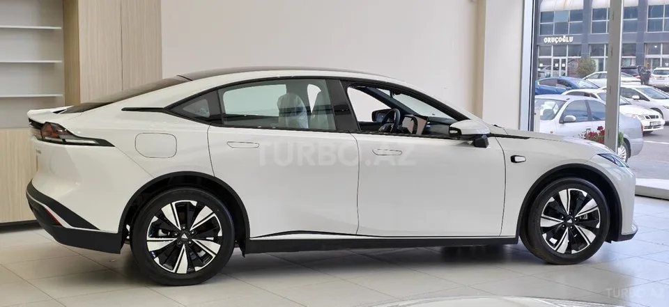 Changan Deepal SL03 — foto 2/4