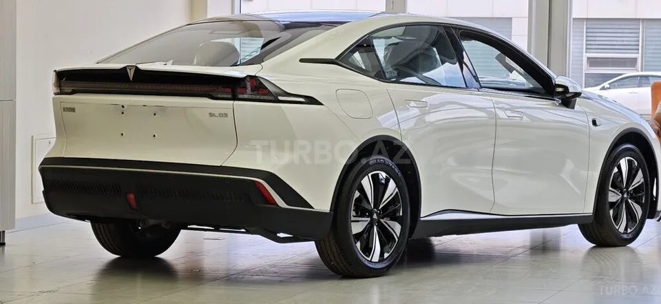Changan Deepal SL03 — foto 3/4