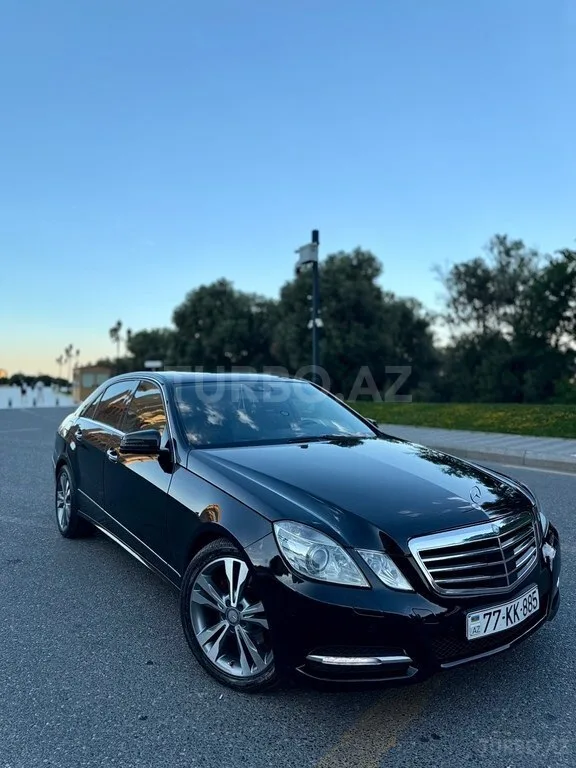 Mercedes E 350 — foto 2/4
