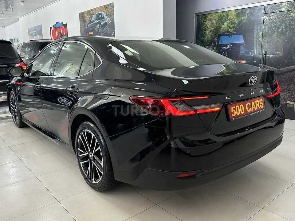 Toyota Camry — foto 4/4