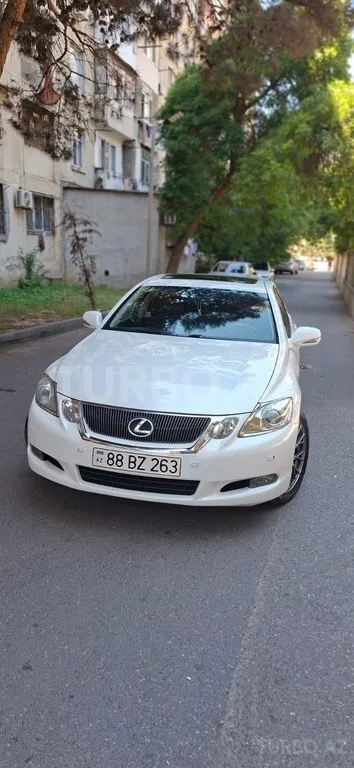 Lexus GS 350 — foto 1/4