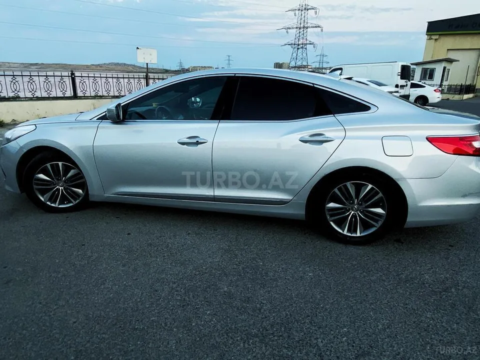 Hyundai Grandeur — foto 2/4