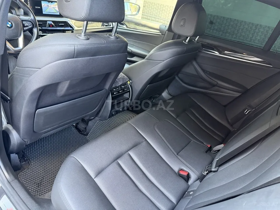 BMW 530 — foto 3/4