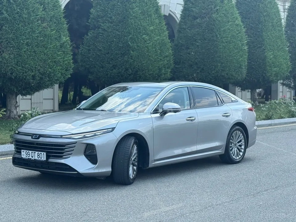 Bestune B70 — foto 2/4