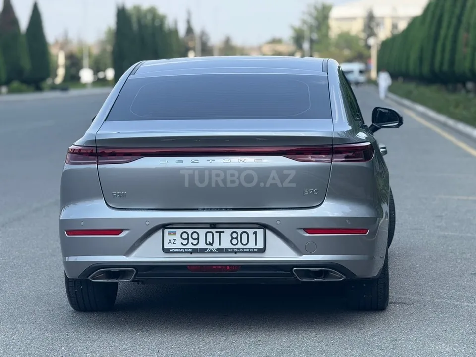 Bestune B70 — foto 4/4