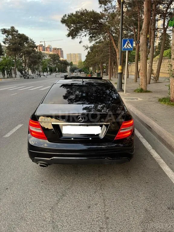 Mercedes C 250 — foto 2/4