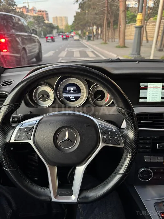 Mercedes C 250 — foto 4/4