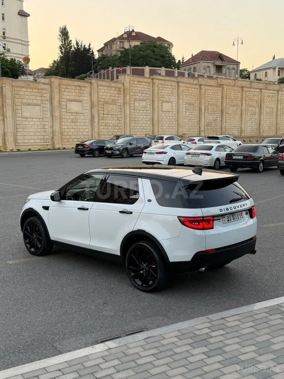 Land Rover Discovery Sport — foto 3/4