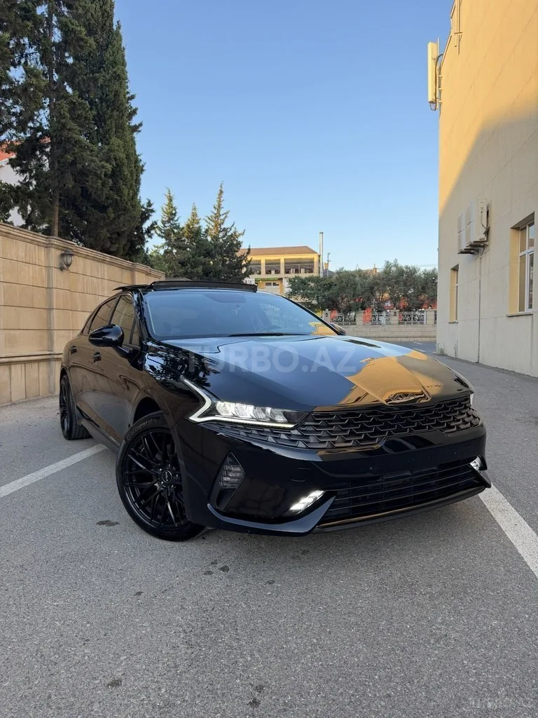 Kia K5 — foto 1/4