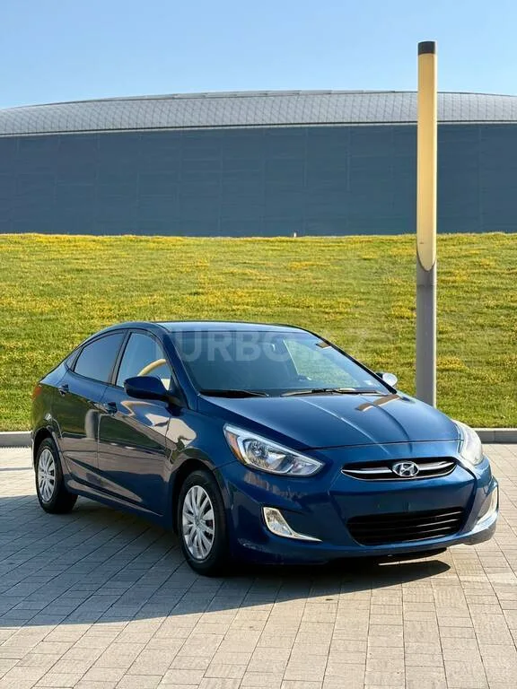Hyundai Accent — foto 4/4