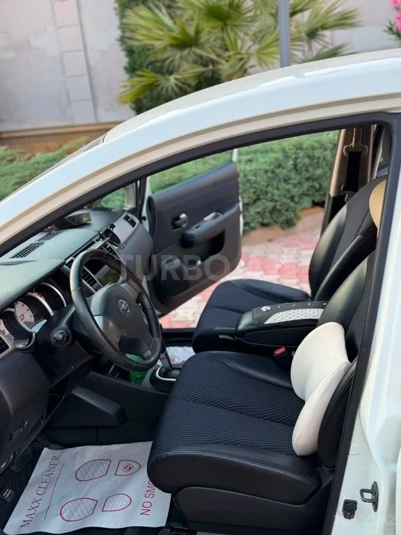 Nissan Tiida — foto 4/4