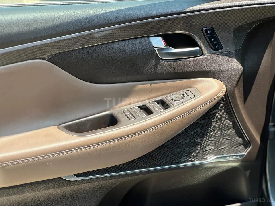Hyundai Santa Fe — foto 2/4