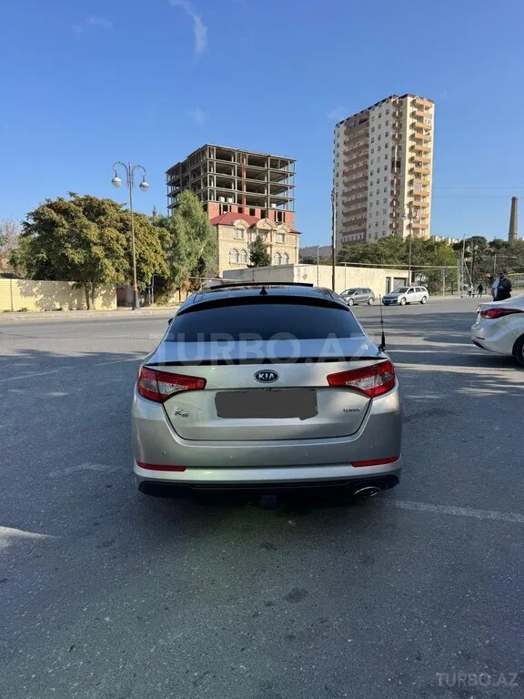 Kia K5 — foto 3/4