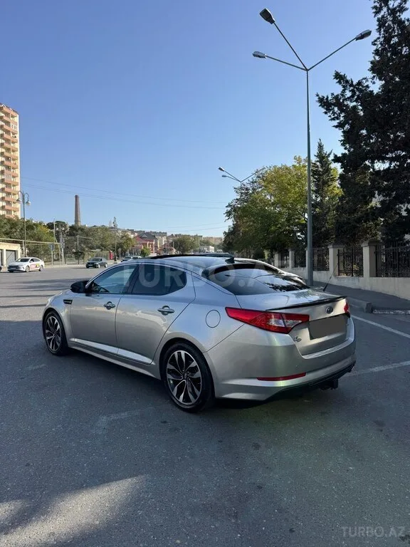 Kia K5 — foto 4/4