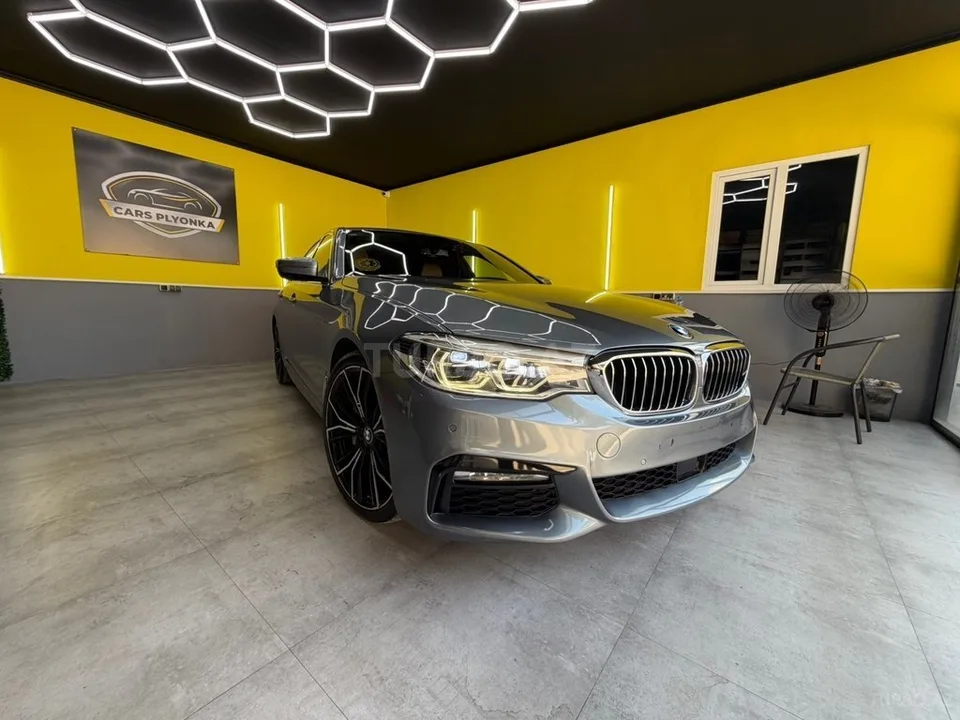 BMW 530 — foto 1/4