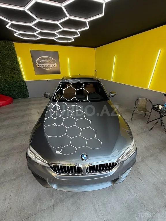 BMW 530 — foto 2/4