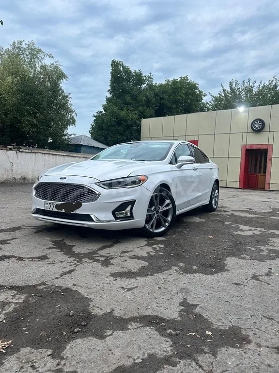Ford Fusion (North America) — foto 1/4