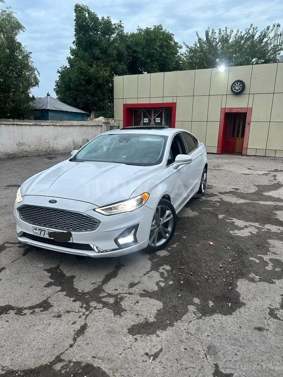 Ford Fusion (North America) — foto 3/4
