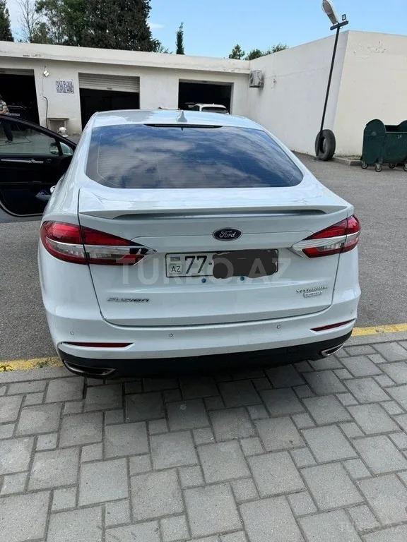 Ford Fusion (North America) — foto 4/4