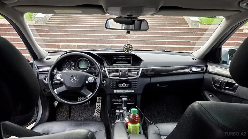 Mercedes E 250 — foto 3/4