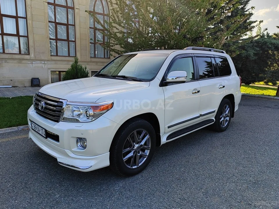 Toyota Land Cruiser — foto 3/4