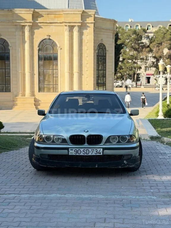 BMW 520 — фото 2/4