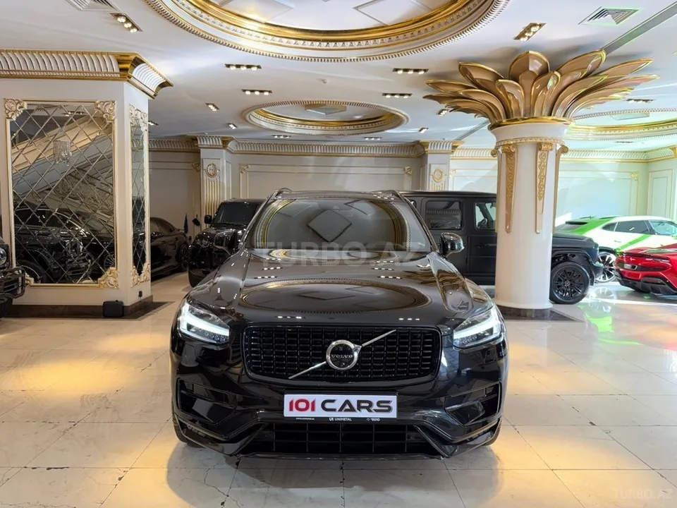 Volvo XC90 — foto 1/4