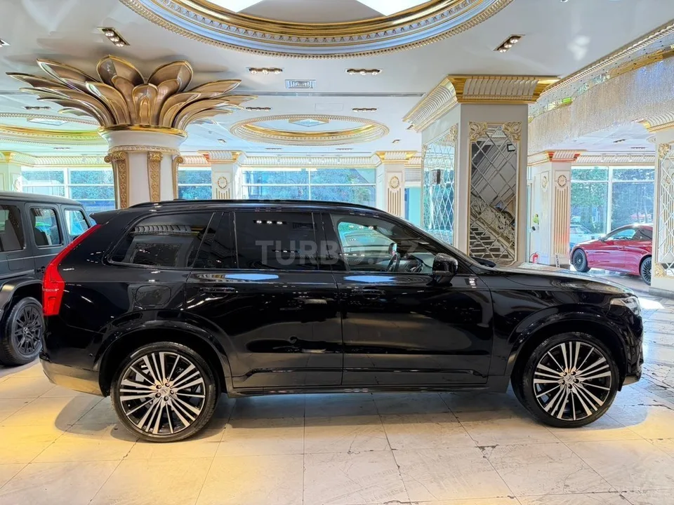 Volvo XC90 — foto 3/4