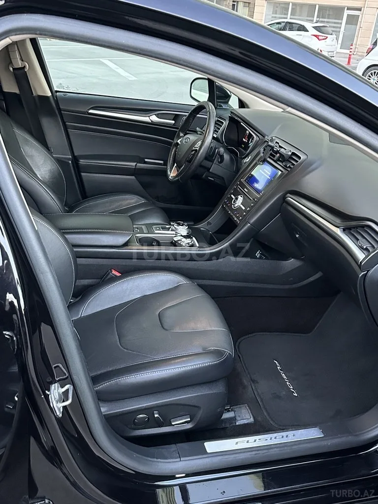 Ford Fusion (North America) — foto 4/4