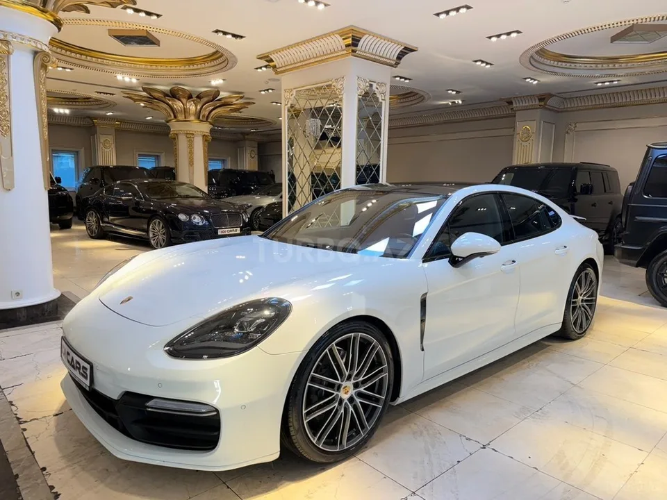 Porsche Panamera 4 Executive — foto 2/4