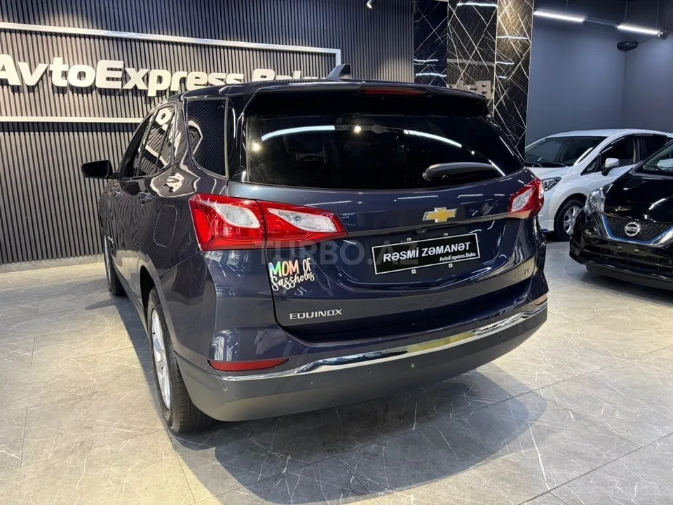 Chevrolet Equinox — foto 3/4