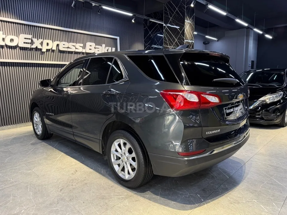 Chevrolet Equinox — foto 2/4